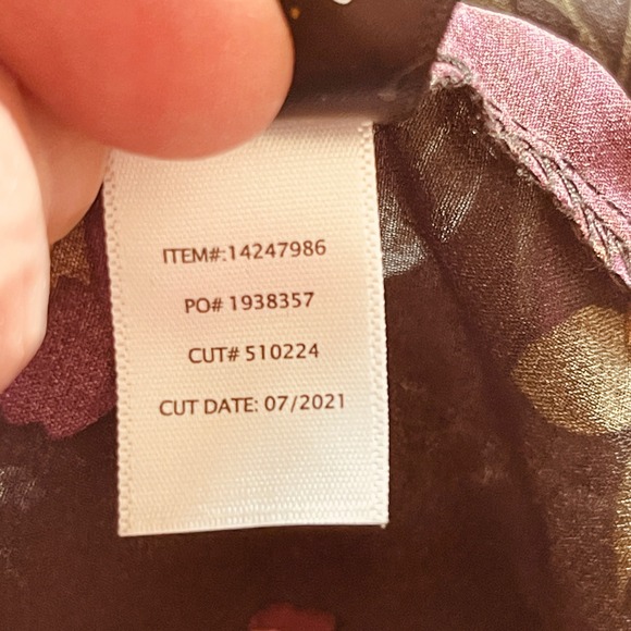 Torrid Chiffon Smocked Neck Sheer Top Floral, Skulls, Birds, Snakes Sz 4X - Picture 11 of 11